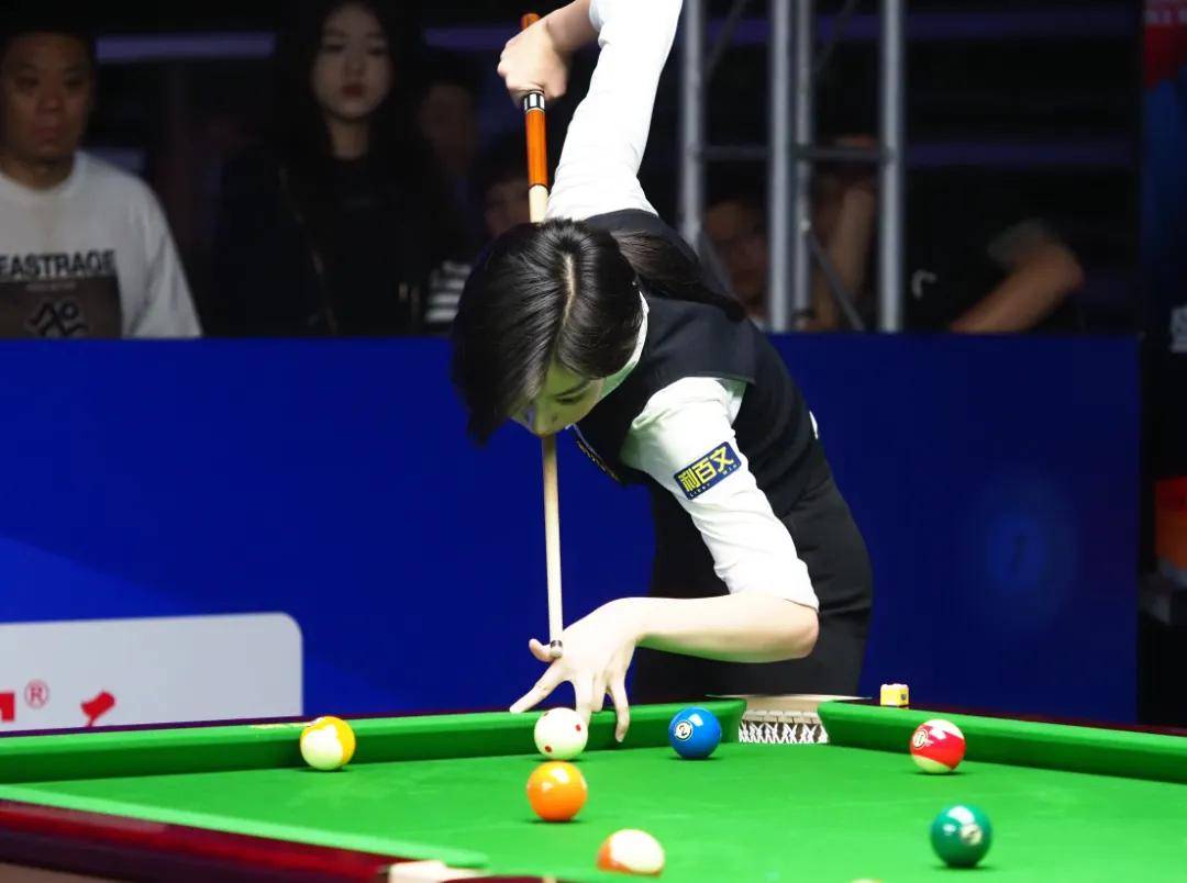 里与詹姆斯 里与詹姆斯