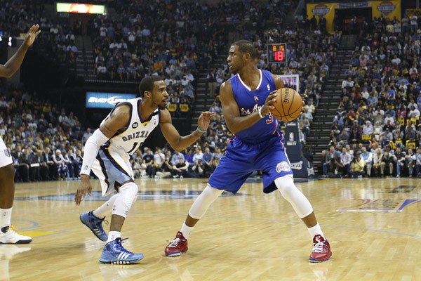 中国高山滑雪选手密集参赛积累经验 为冬奥蓄力.