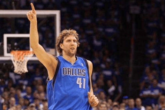 仅点燃了球 仅点燃了球