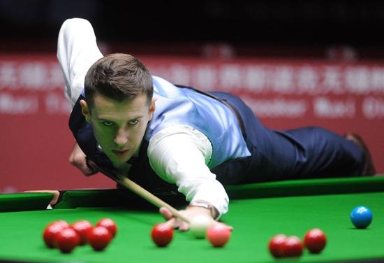 快船震撼交易方案，冠军小前锋顶替伦纳德，哈登领衔新版首发五虎