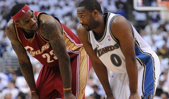 既是竞技场 既是竞技场