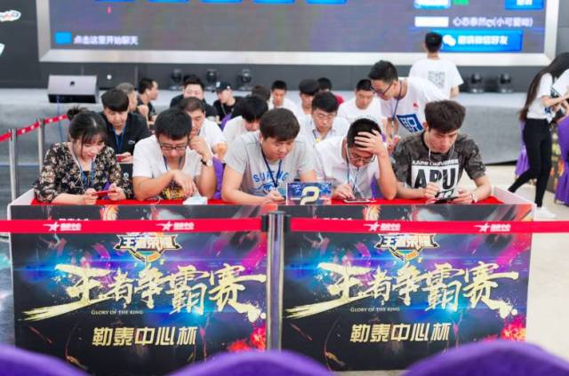 阿巴斯 阿巴斯